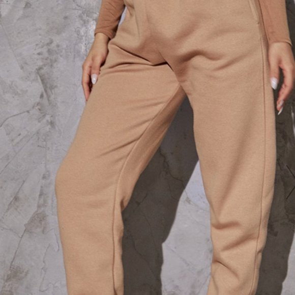 NWT Pretty Little Things Taupe Joggers - Picture 2 of 6